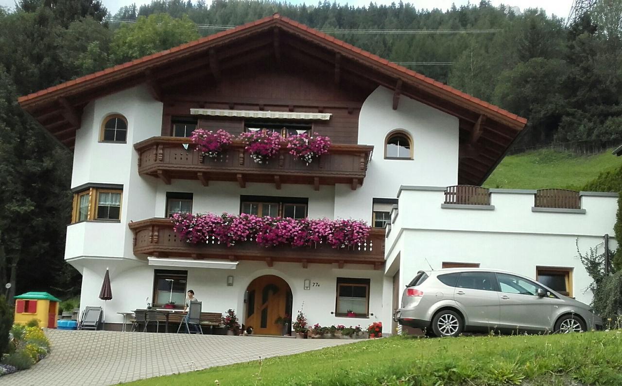 Apartment Maierhof Флірш Екстер'єр фото